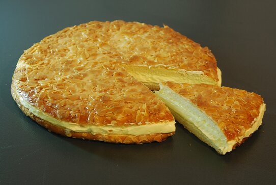 Bienenstich Bienenstich